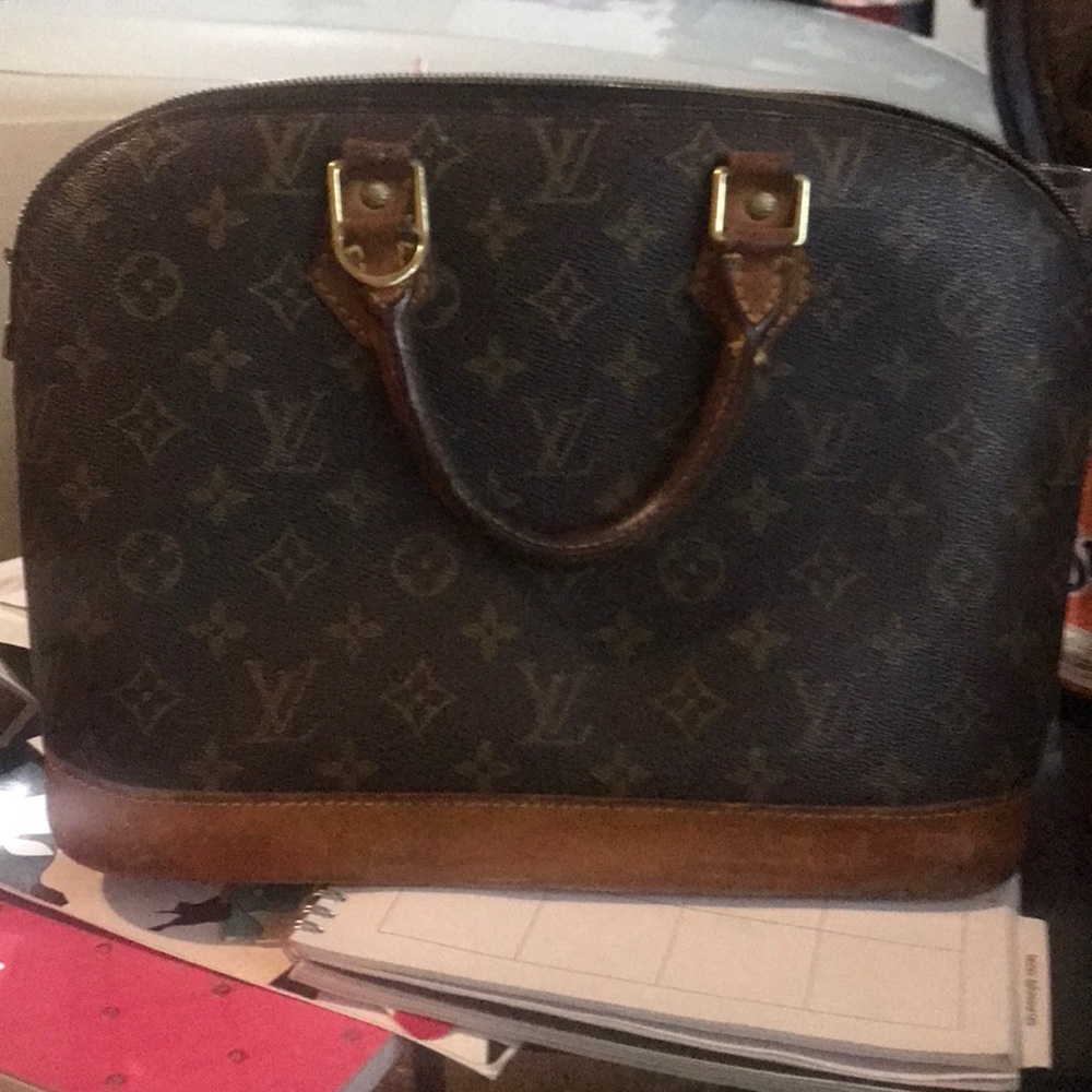 Authentic Louis Vuitton Alma.  Purchased 3 years